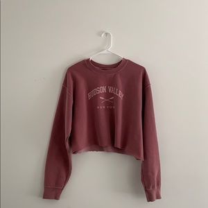 cropped sweatshirt